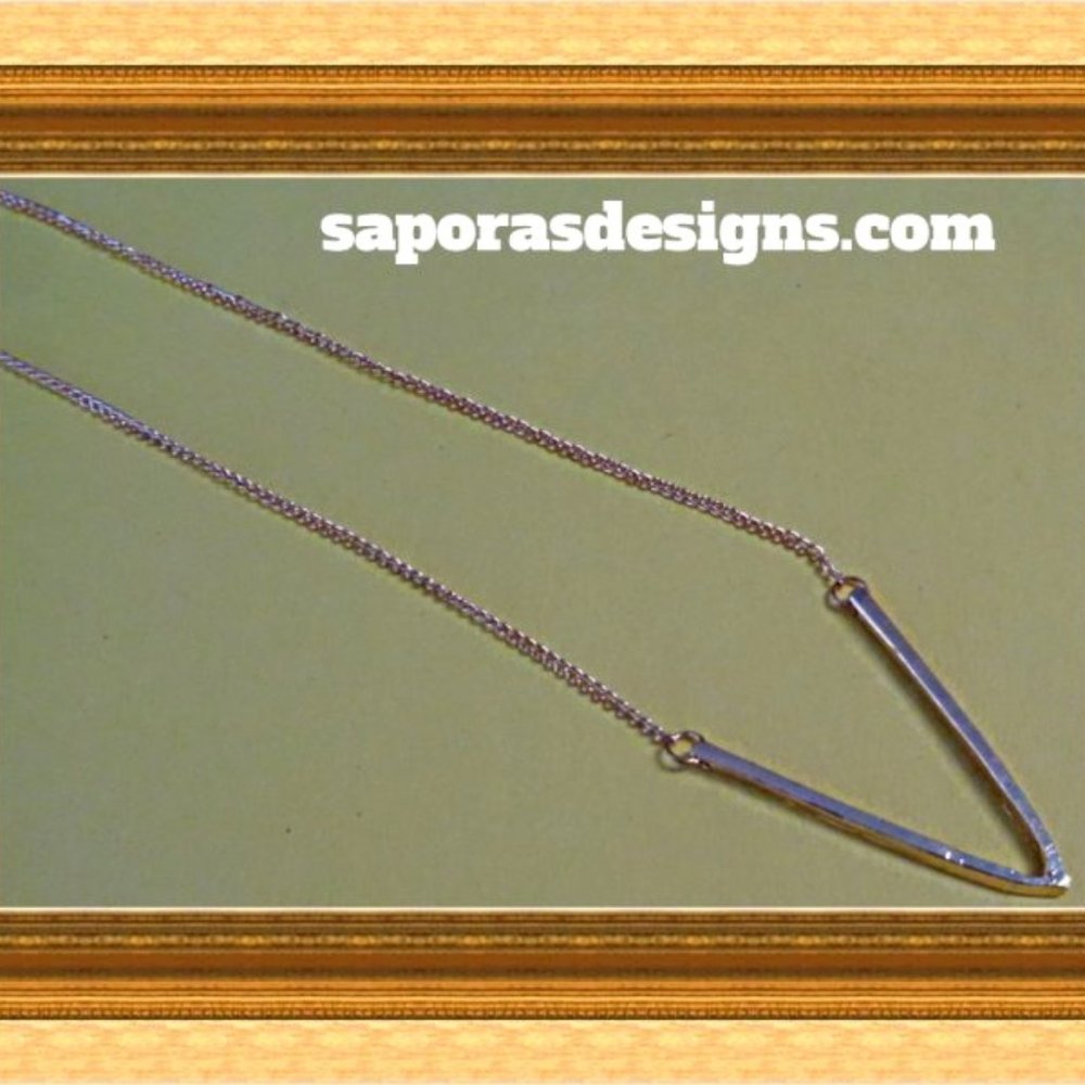 Gold Tone Letter "V" Design Necklace For Women/Teens